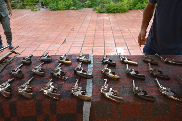 GN destruyó revólveres y pistolas decomisadas en Formosa