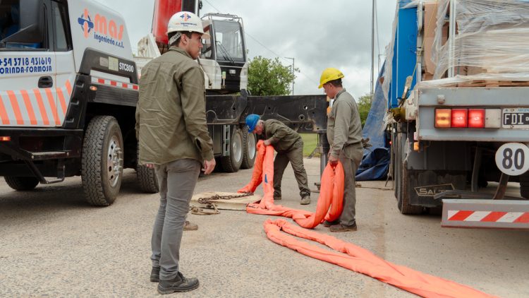 Empresa local alista su línea de ensamblaje para producir paneles solares