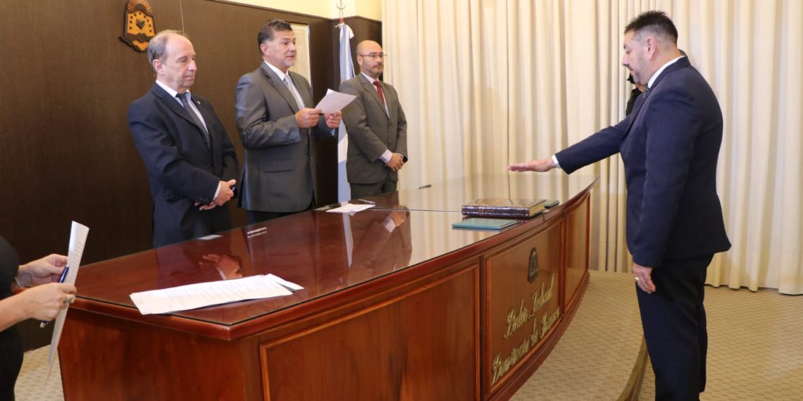 El STJ tomó juramento al juez de Paz de Herradura y al secretario del Fuero Contra el Narcocrimen