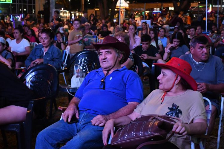 El Ferroviario explotó por el festival aniversario del 145º Aniversario de Formosa