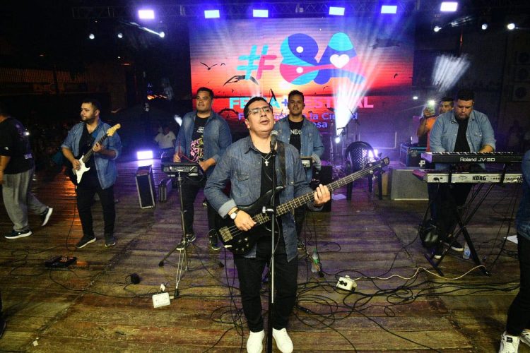 El Ferroviario explotó por el festival aniversario del 145º Aniversario de Formosa