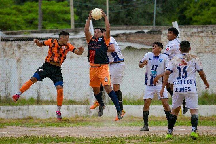 Más de 30 equipos participaron del “Campeonato interprovincial del Petróleo”