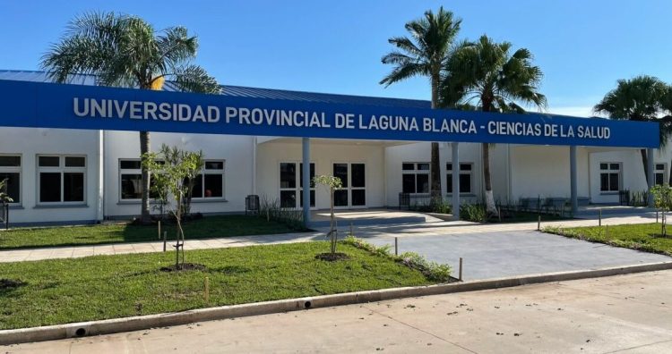 La UPLaB llama a concurso público para cubrir varios cargos docentes