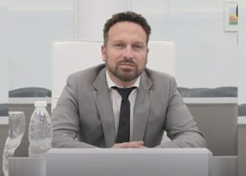 Marcelo Ocampo planteó la adhesión de la comuna al aumento salarial del 27% anunciado por Insfrán