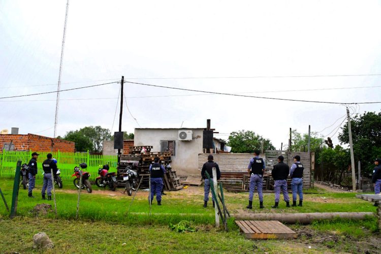 La Policía desbarató un desarmadero de motos en el barrio Santa Rosa