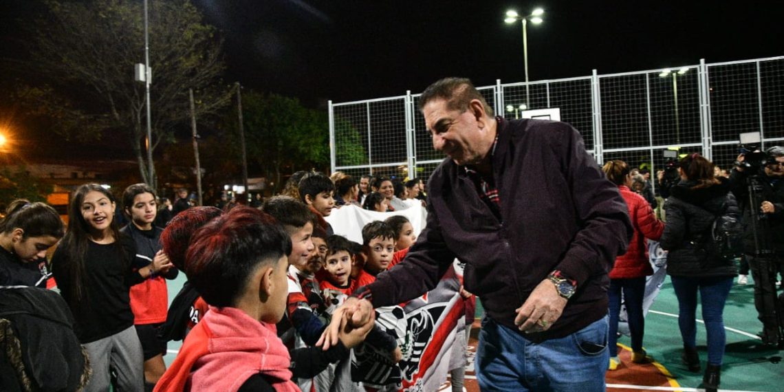 Jofré inauguró una nueva plaza y playón deportivo en el barrio San Pedro