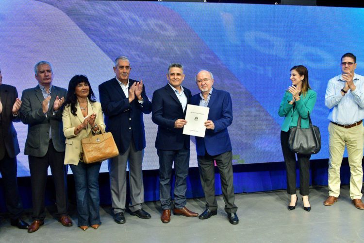 Elías Silguero asumió como nuevo interventor de Lapacho Canal 11