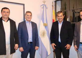 Basualdo gestiona ante el ministerio de Defensa por terrenos ociosos de Gendarmería, actualmente ocupados por aborígenes y criollos