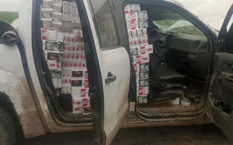 Seis formoseños detenidos por llevar cigarrillo de contrabando en camioneta robada