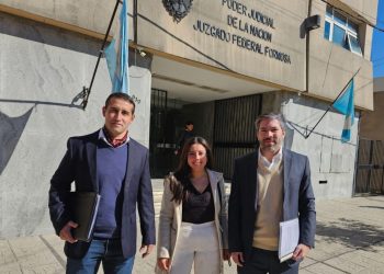 Denuncian a Pérsico y Sinforiano López por «malversación de caudales públicos» con una ONG en Formosa