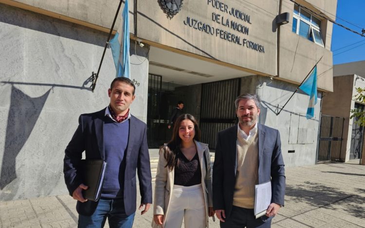 Denuncian a Pérsico y Sinforiano López por «malversación de caudales públicos» con una ONG en Formosa