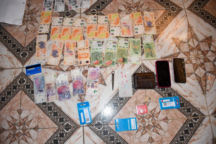 Estafas virtuales: dos detenidos tras allanamientos en los barrios La Nueva Formosa y Lisbel Rivira