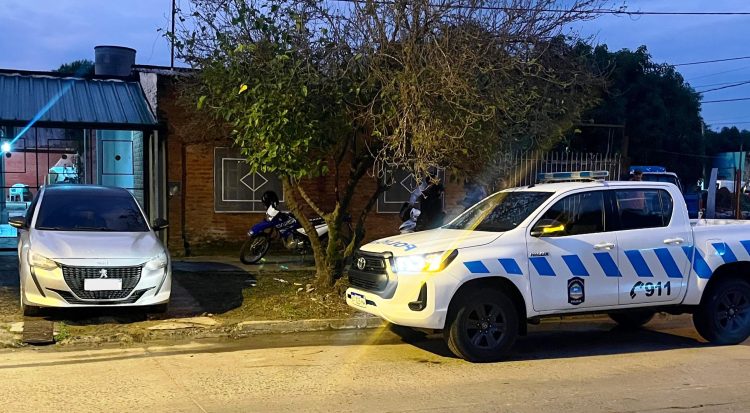 Le pidió prestado el auto a su hermana y nunca se lo devolvió: quedó detenida