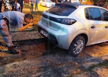 Le pidió prestado el auto a su hermana y nunca se lo devolvió: quedó detenida