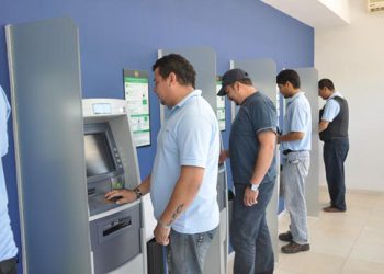 Este martes comienza el pago del bono extraordinario y  aguinaldo para estatales