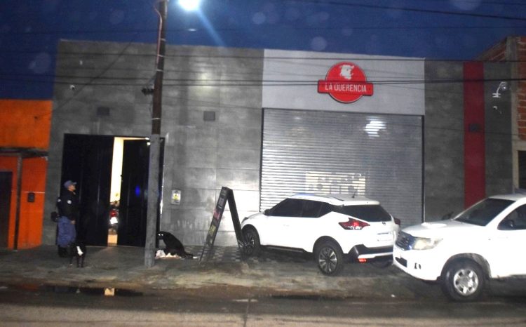 Ingresaron por una ventana y robaron la recaudación de una carnicería