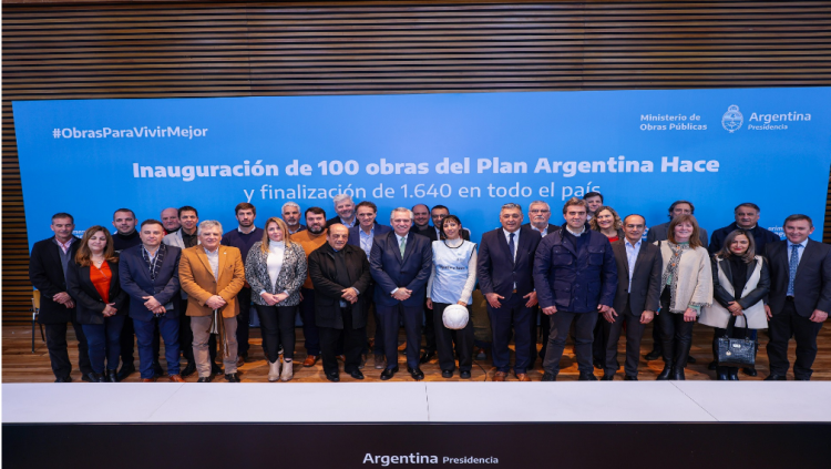 Milei busca que gobernadores e intendentes devuelvan la plata de obras que no terminaron