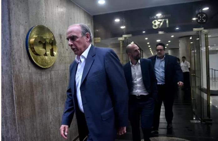 Milei aceptó el reclamo de gobernadores «amigos» y traspasa obra pública a las provincias