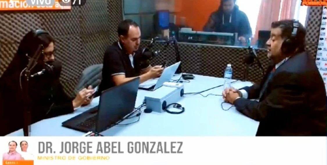 Ministro González aclaró estado de salud de Insfrán. Criticó a las redes y versiones que circularon (video)