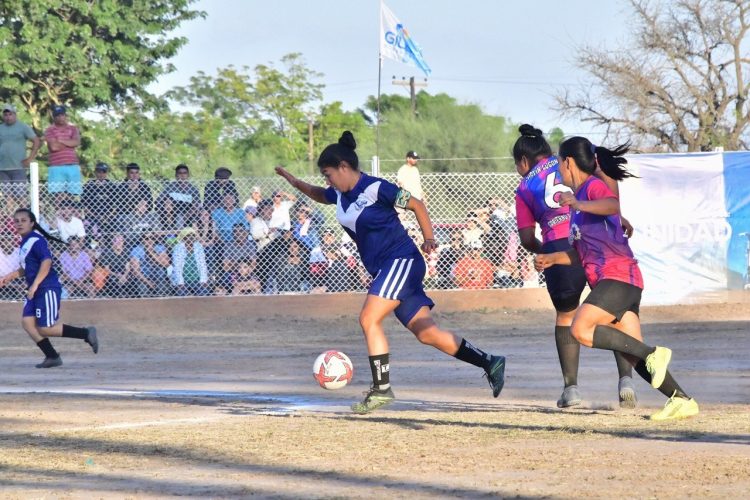 Vélez de Ibarreta se consagró campeón de la tercera edición del Torneo de la Amistad