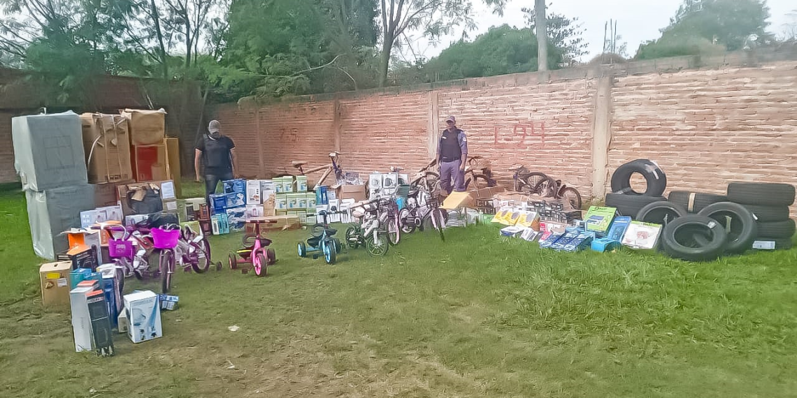 Secuestraron $ 15 millones de contrabando de una casa del Simón Bolívar