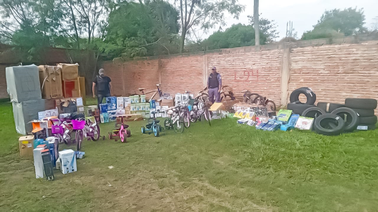 Secuestraron $ 15 millones de contrabando de una casa del Simón Bolívar