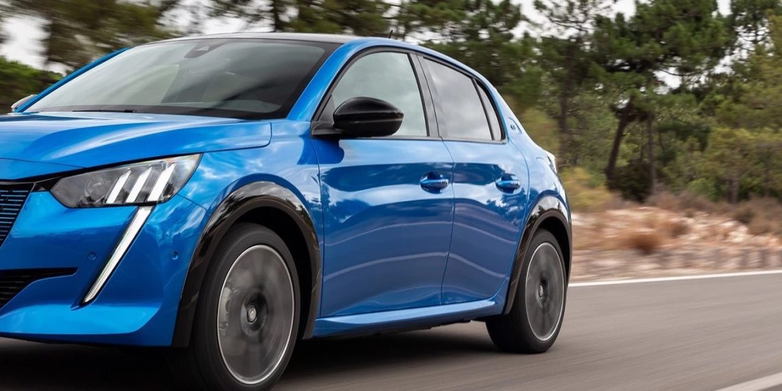 Este auto no aumentó en julio y sigue barato en dólares, pese a la caída del blue