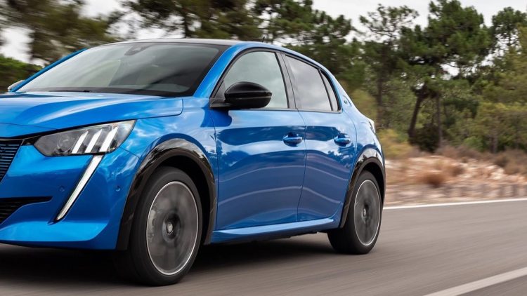 Este auto no aumentó en julio y sigue barato en dólares, pese a la caída del blue