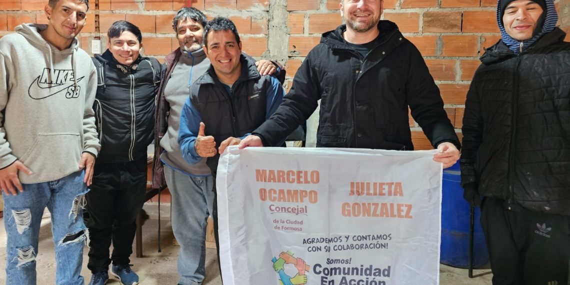 Ocampo asistió a jóvenes emprendedores que enseñan oficios