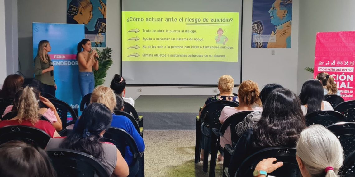 Impulsan charlas de contención e información para frenar casos de suicidios en la ciudad