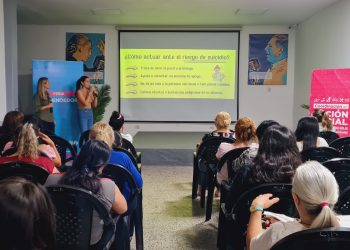 Impulsan charlas de contención e información para frenar casos de suicidios en la ciudad