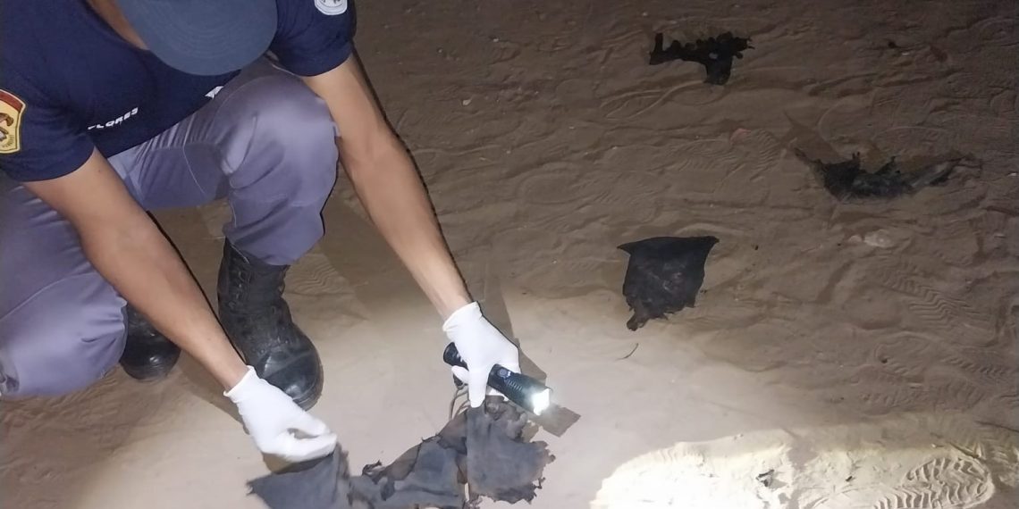 Discutió con su pareja, se roció con alcohol y se prendió fuego 