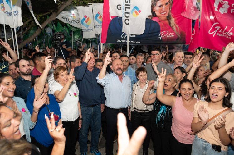 El gobernador Gildo Insfrán encabezó el homenaje a Evita, a 72 años de su paso a la inmortalidad  