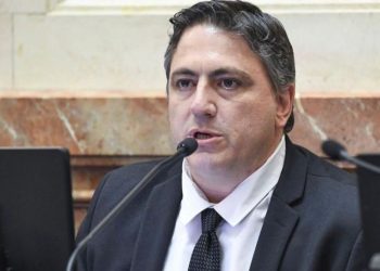 Invitaron a Paoltroni como veedor de las elecciones de Venezuela, pagó gastos de su bolsillo, pero lo deportaton