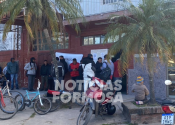 Formoseños se prestan al escaneo del iris, cobran en criptomonedas, pero «le cambian por pesos» a menor valor (VIDEO)