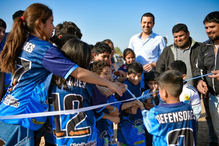Solís aseguró que, «a pesar de la difícil situación estamos bajo la premisa de continuar construyendo juntos una Formosa productiva»