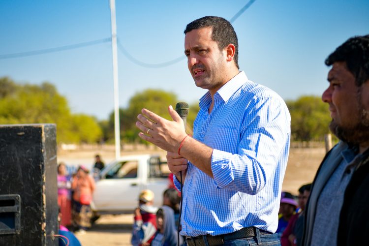 Solís aseguró que, «a pesar de la difícil situación estamos bajo la premisa de continuar construyendo juntos una Formosa productiva»