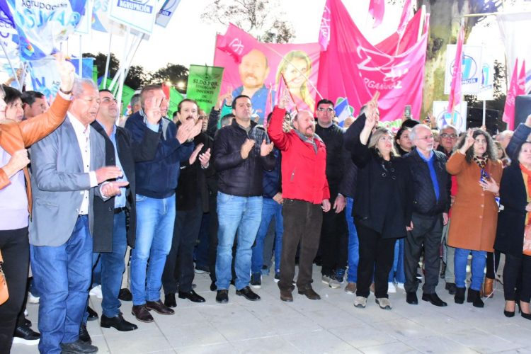 El Gobernador Insfrán encabezó el homenaje al General Perón a 50 años de su fallecimiento