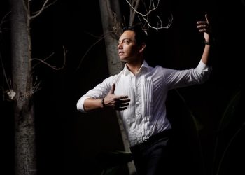 El hijo del policía formoseño que enseña a bailar tango a los ingleses