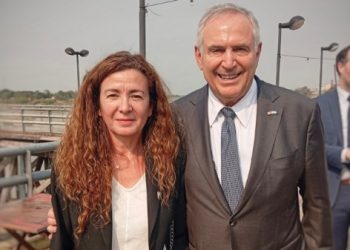 Nélida Sotelo se reunión con el Embajador norteamericano