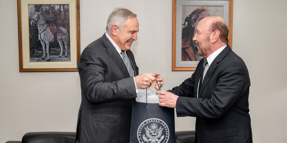 Gildo Insfrán recibió a Marc Stanley en Casa de Gobierno