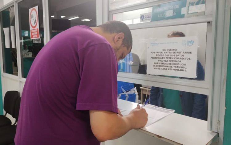 El municipio registra una faltante de insumos para la extensión de licencias de conducir