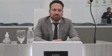 Ocampo presentó un proyecto para que el Concejo Deliberante destine un punto de la coparticipación al pago de los empleados municipales