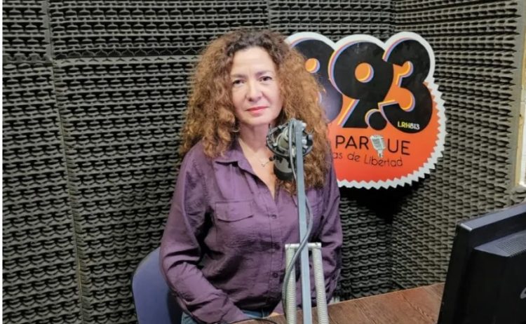 Ramal C-25: Nélida Sotelo, del partido de Paoltroni, recibe al Embajador de EEUU