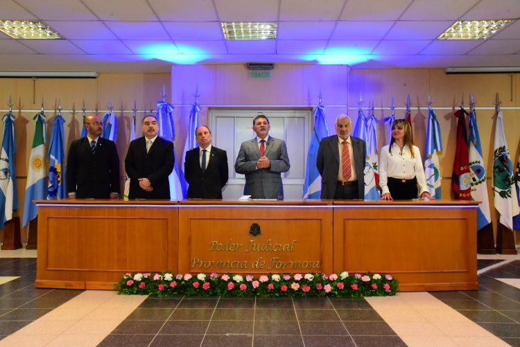 El Superior Tribunal de Justicia vuelve a estar integrado por una mujer, Claudia Fernández asumió como ministra