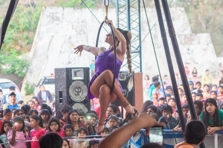 Colorida jornada de festejos para los niños en su día en Ingeniero Juárez