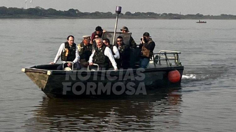 Un Embajador libre en Formosa, Stanley también navegó en el río Paraguay