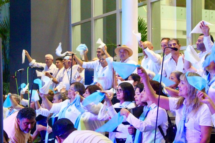 Estudiantes de más de 20 colegios secundarios de la ciudad participaron de la “Expo Fest” del HCD