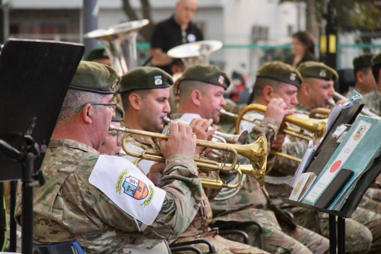 Estudiantes de más de 20 colegios secundarios de la ciudad participaron de la “Expo Fest” del HCD