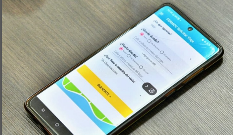 Jofré presentó una APP de taxis y remises para competir con UBER